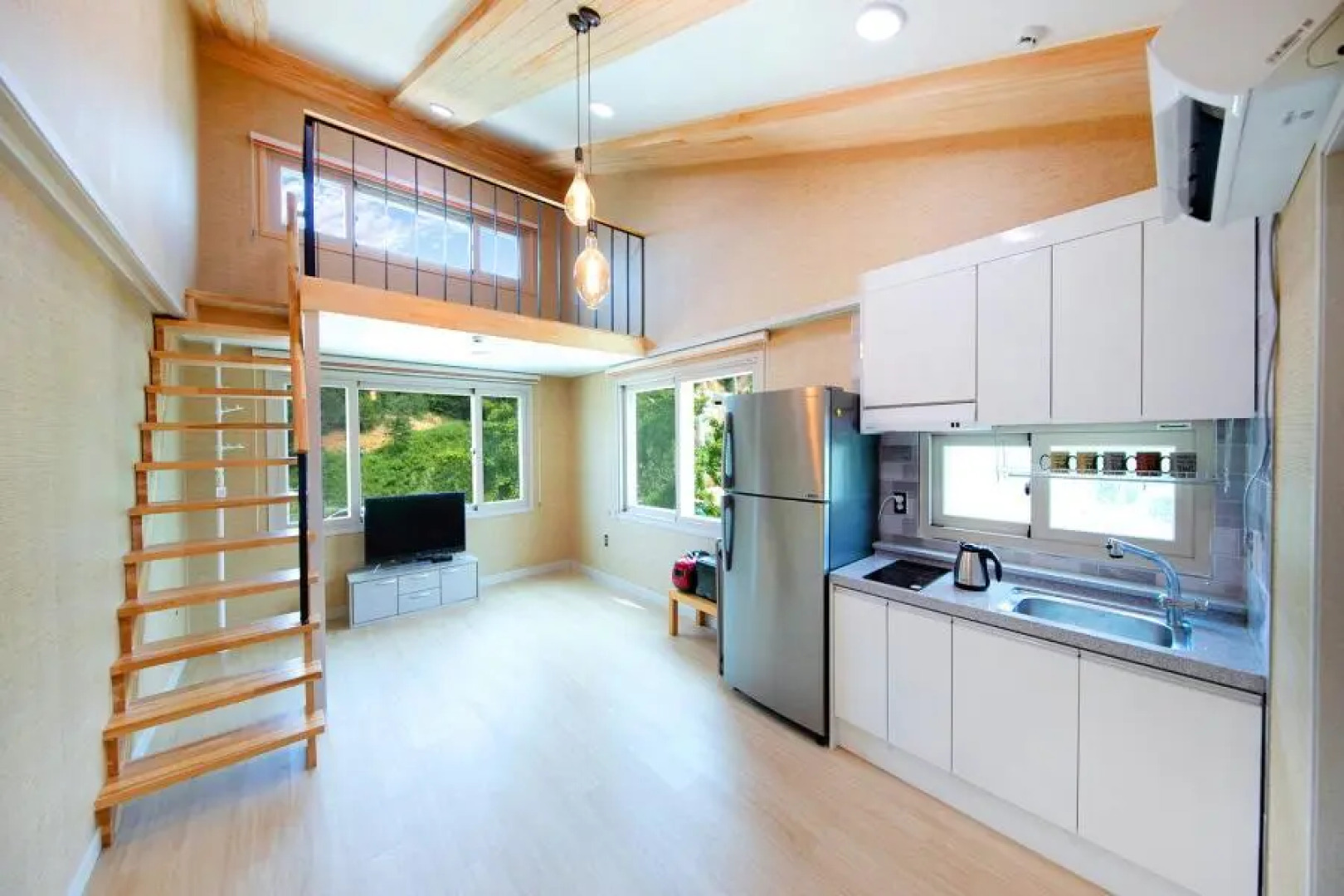 Samcheok Kotnaeum Pension