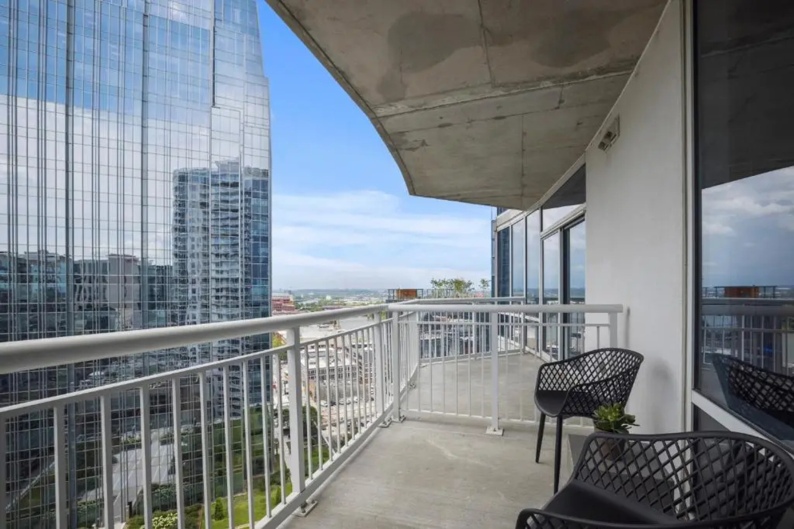 Placemakr Premier SoBro