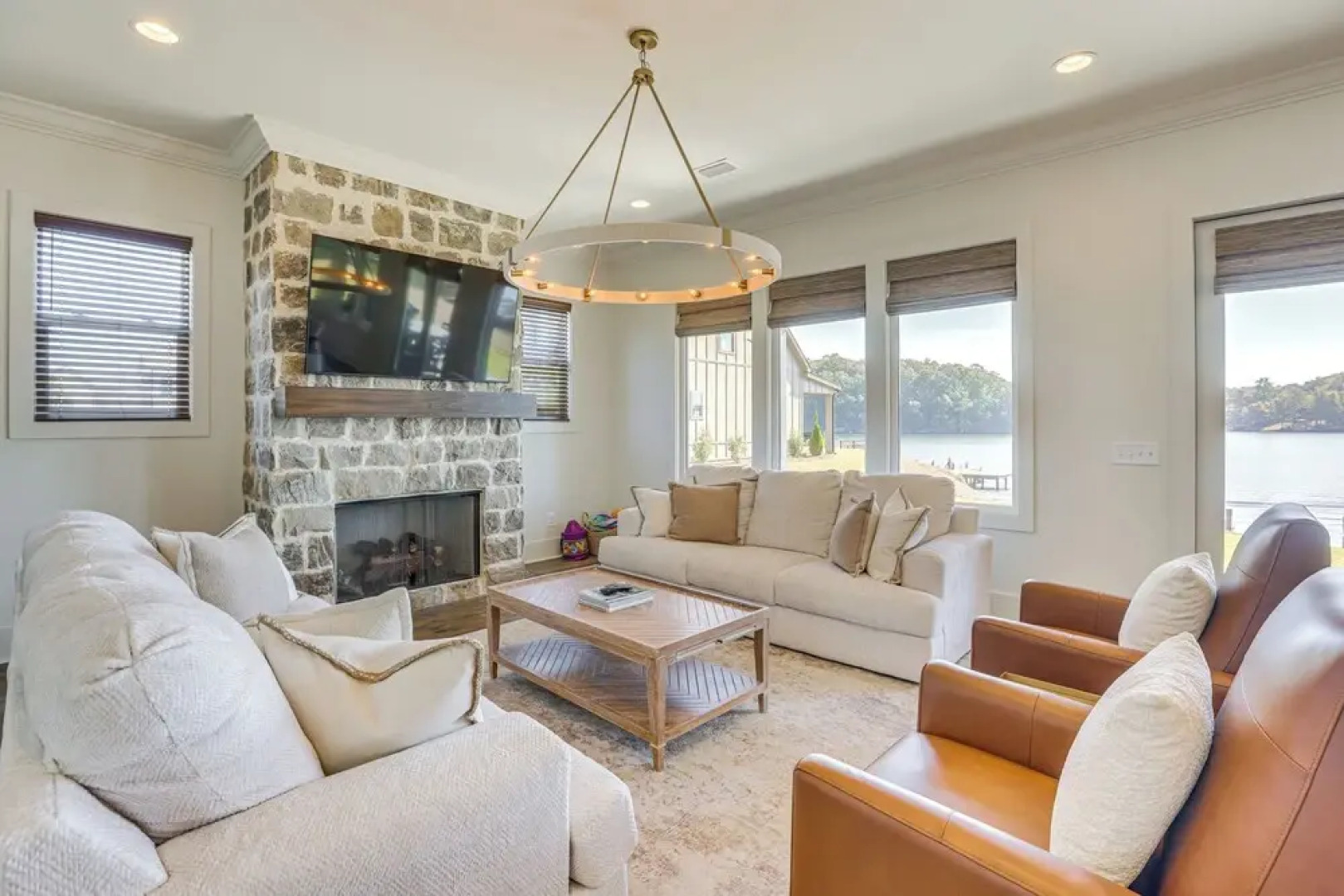 Waterfront Home in Alex City, Near Auburn