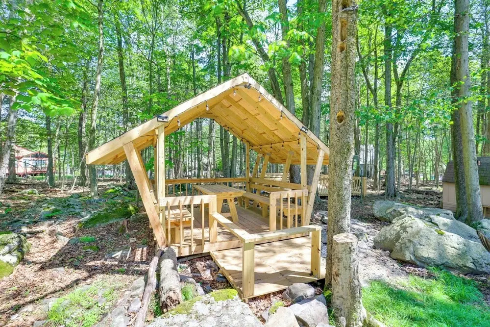 Tobyhanna Retreat w/ Deck, Pool + Lake Access!