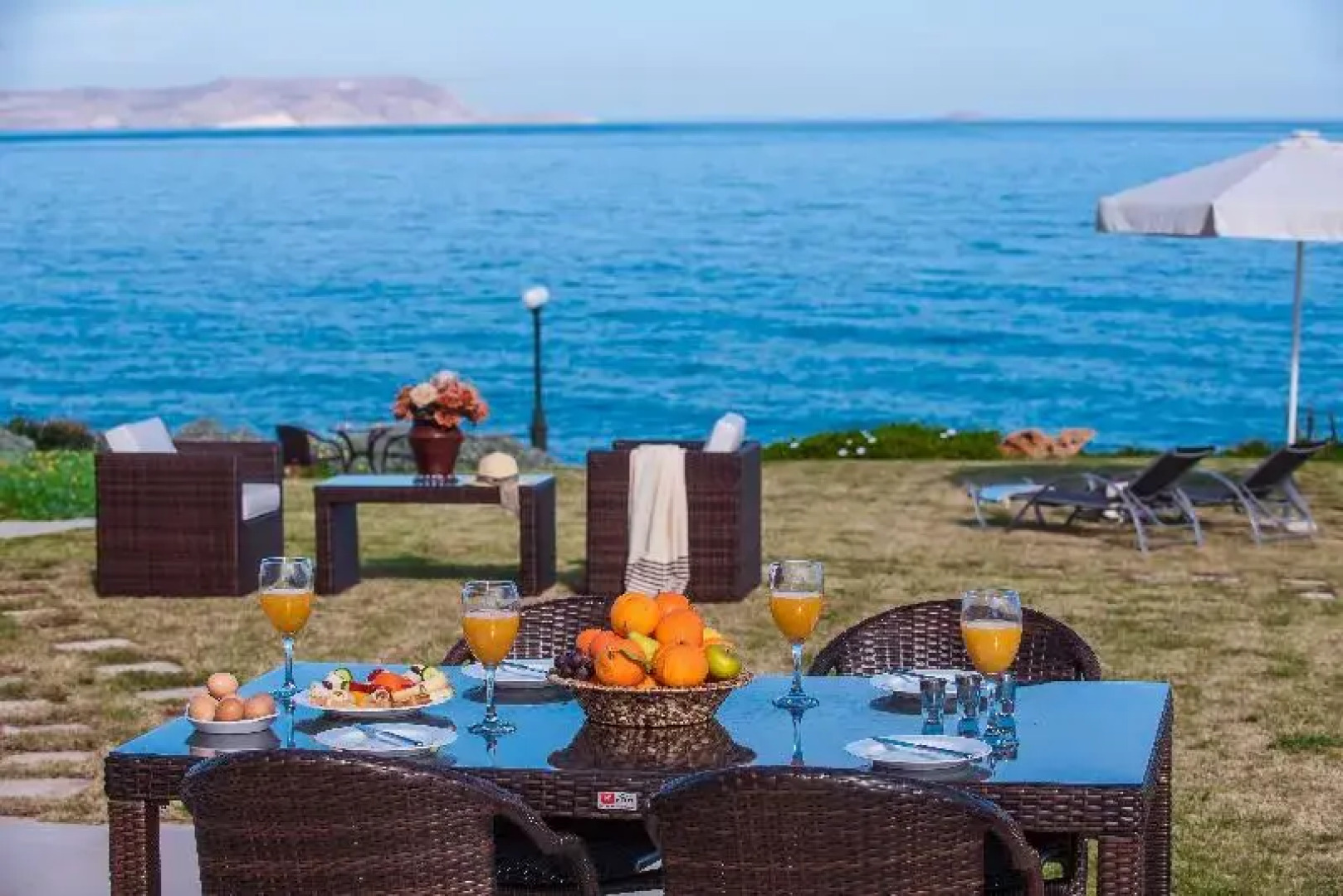 Beach Front Villa Peri