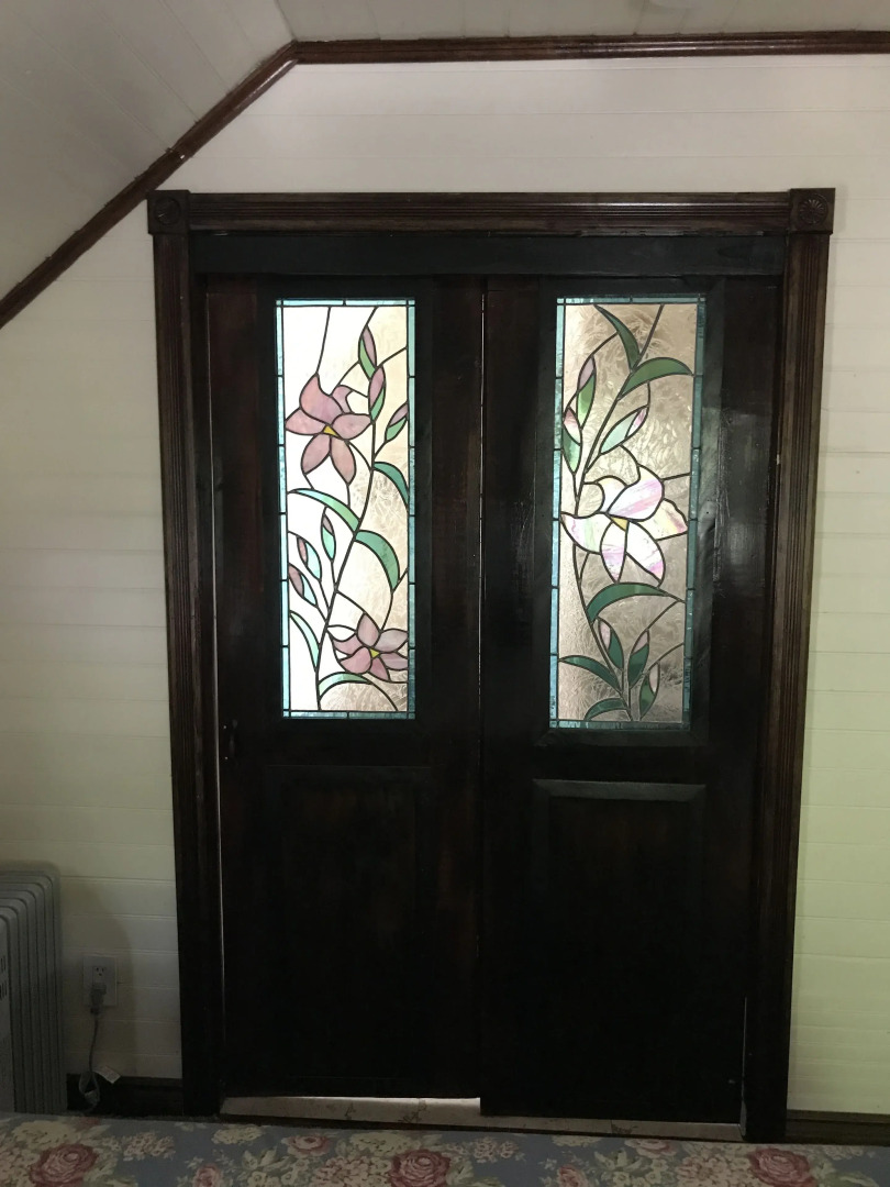 Downtown BnB King Bed Clawfoot Tub & Hot Tub