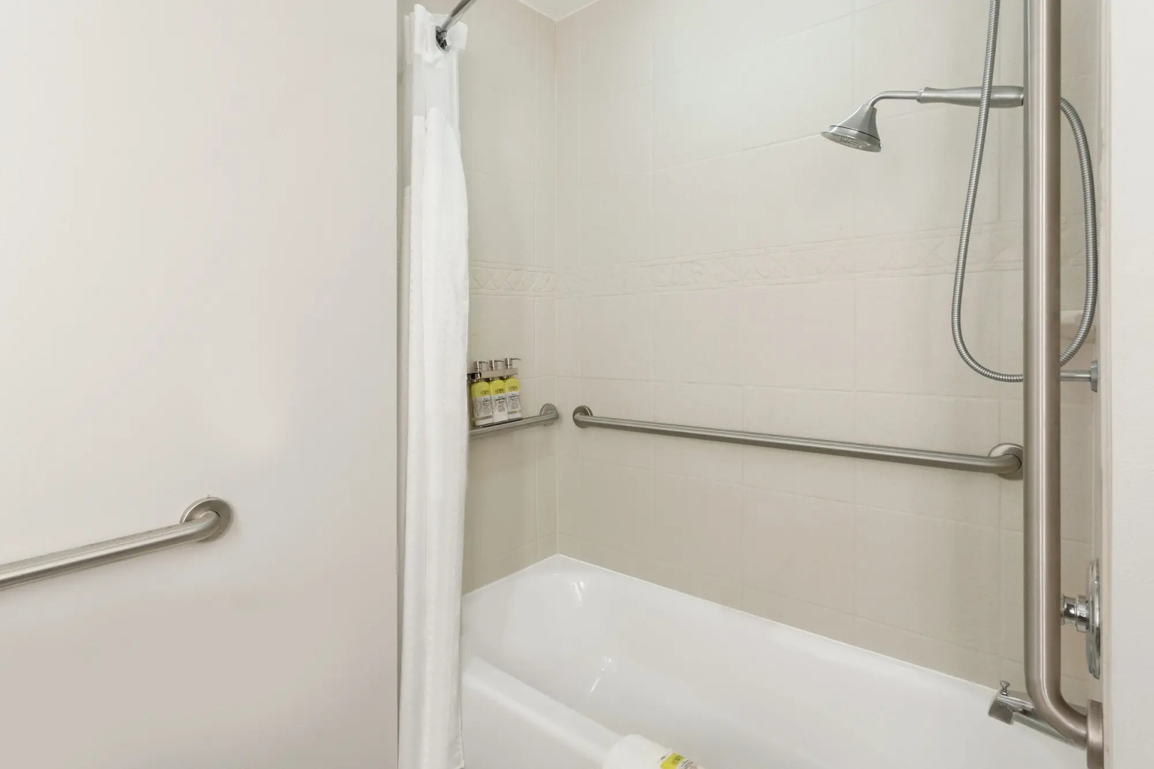 Holiday Inn Express Inn & Suites Searcy by IHG