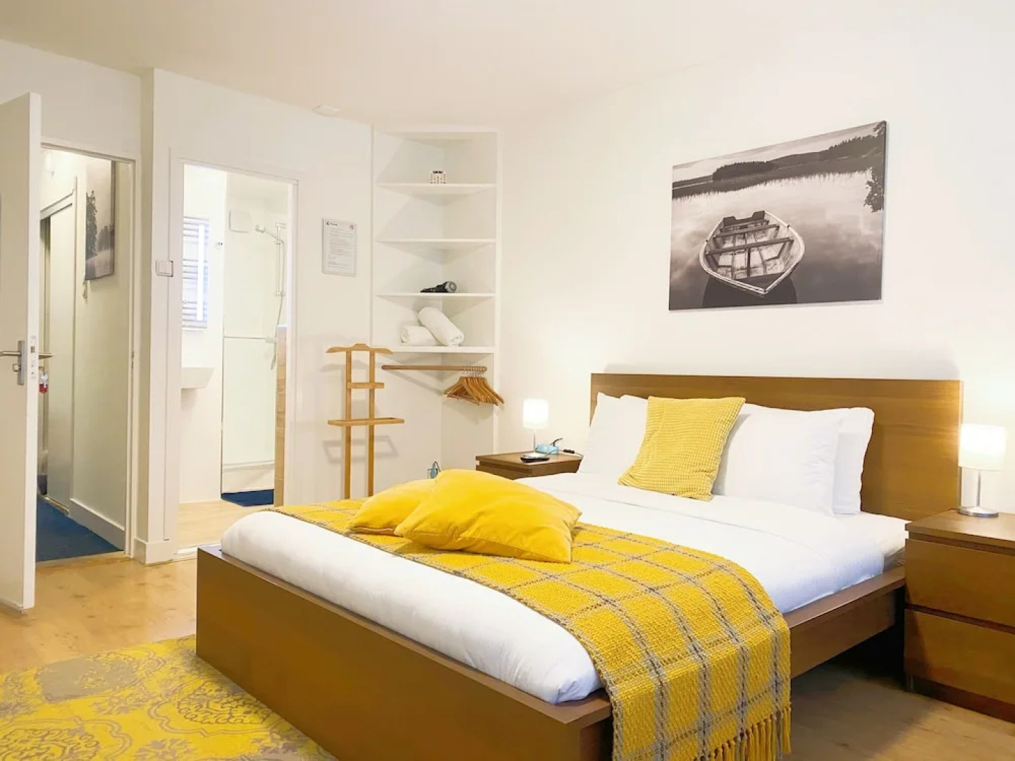 Guesthouse Citydrop, Amsterdam Flower Market