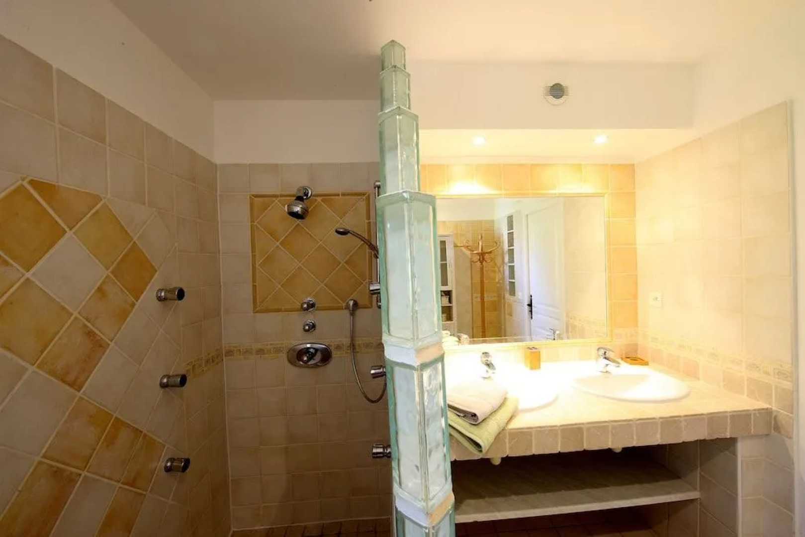 Au Soleil Ocre Avignon