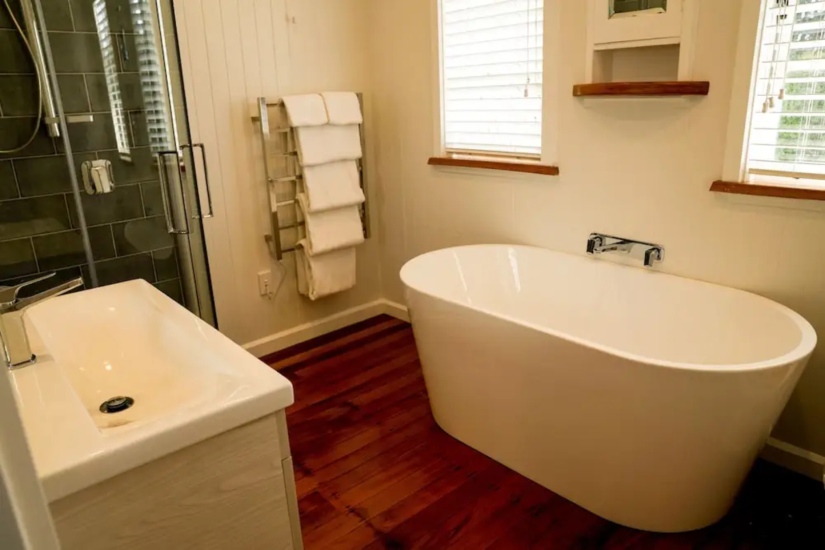 Gatehouse Mana Lodge