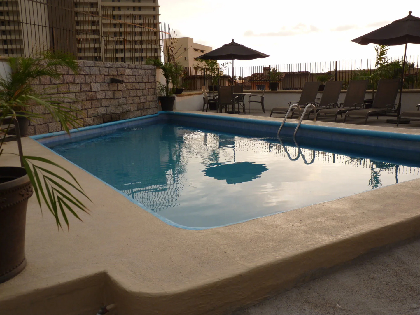 Hotel Suites Mar Elena