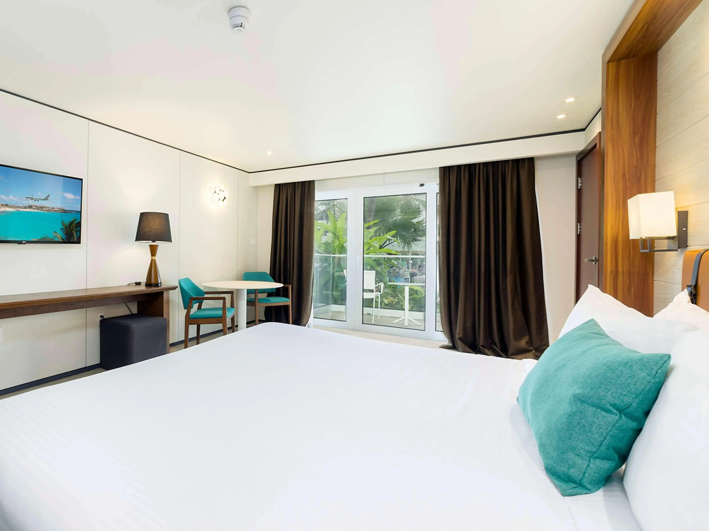 Sonesta Maho Beach All Inclusive Resort Casino & Spa