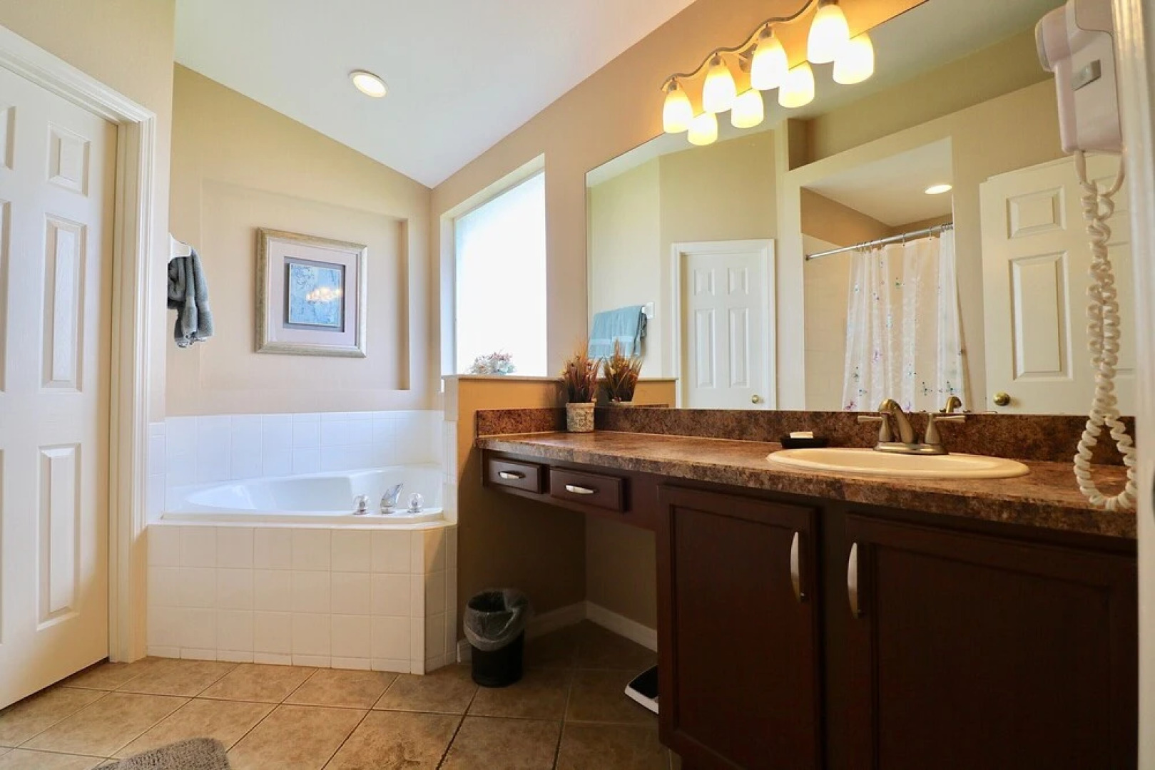 Posh & Peaceful Golf Resort Gate Home W/ Pool