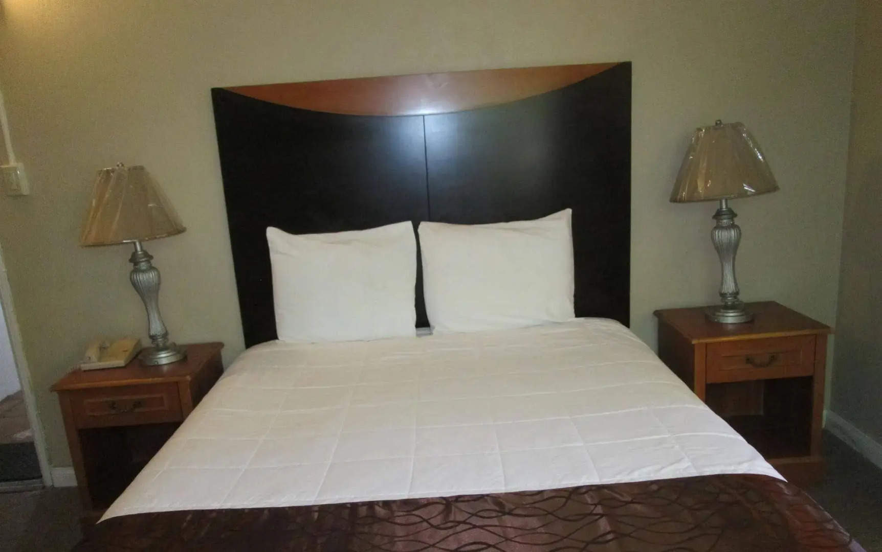 Town and Country Inn