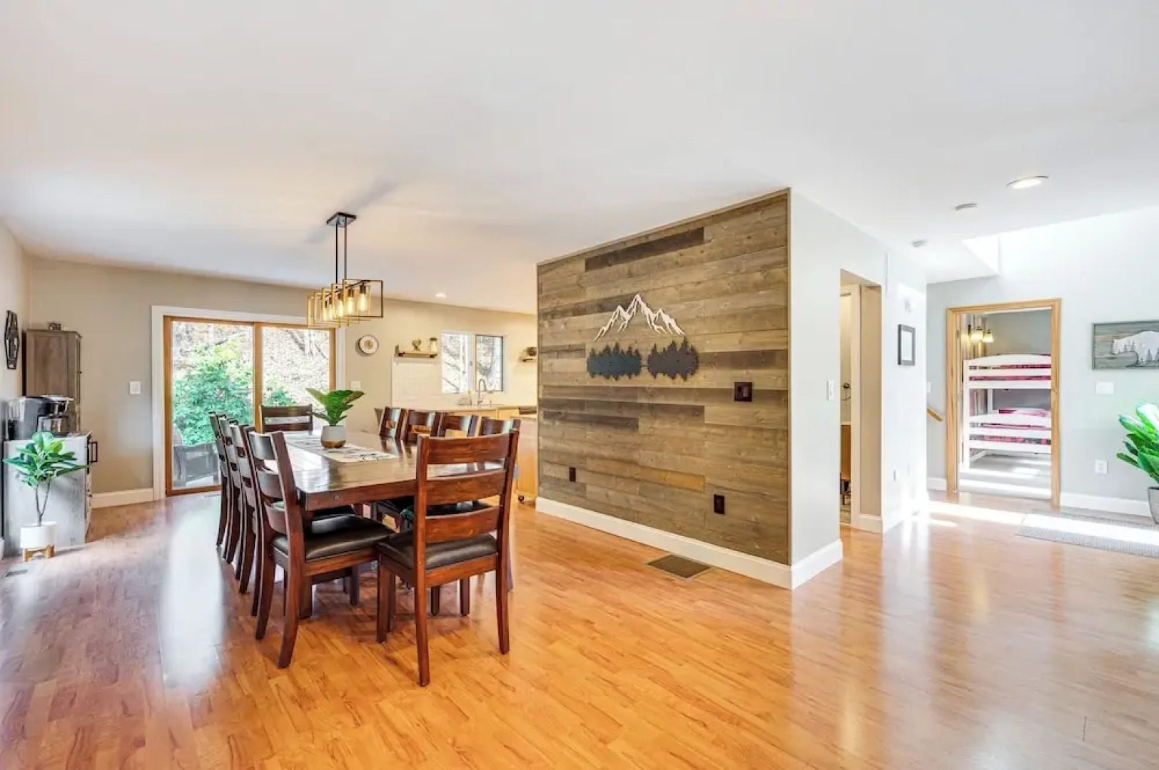 Campton Cabin Near White Mountain Nat'l Forest