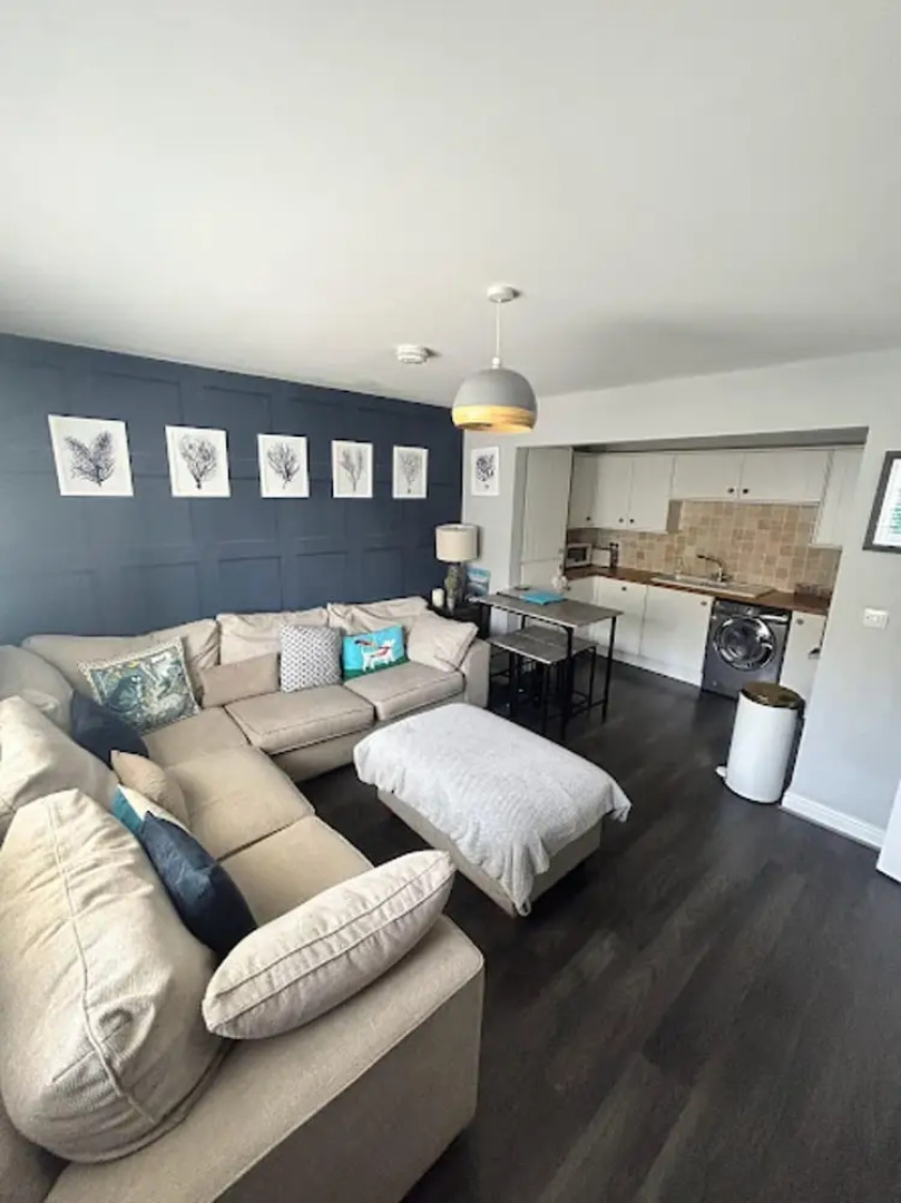 Beautiful 2-bed Apartment in Rhosneigr