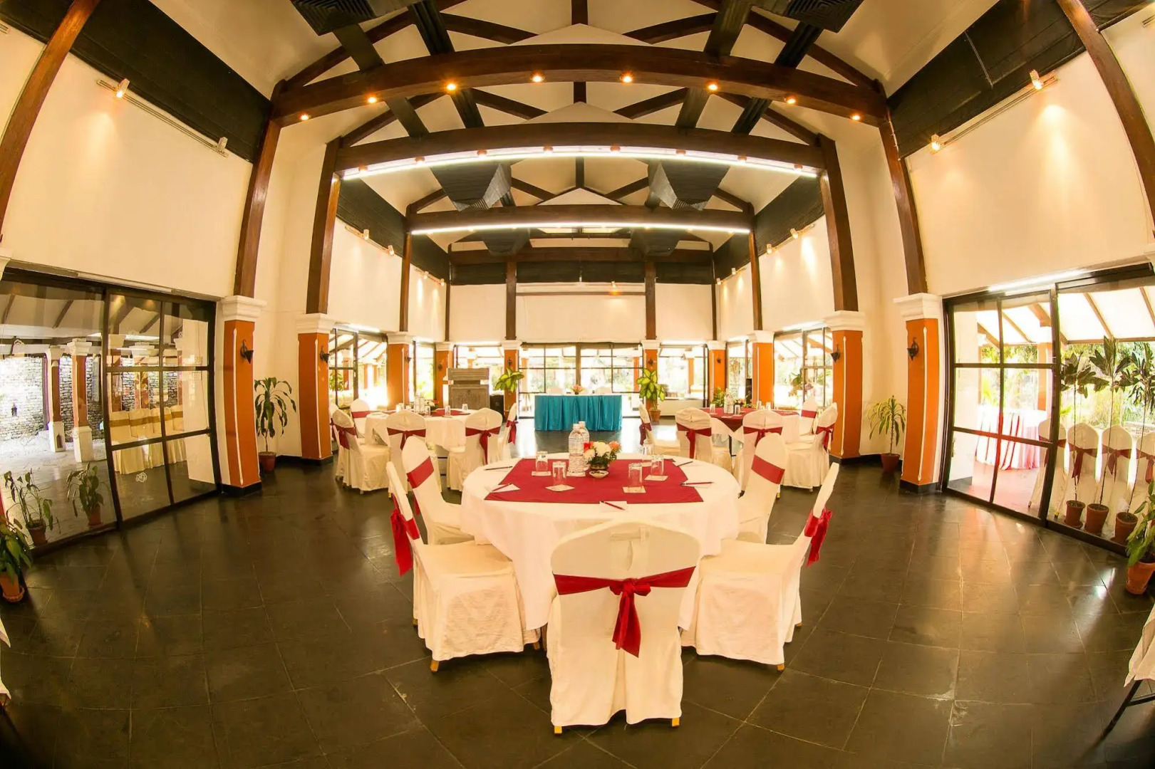 Shangri-La Village Resort