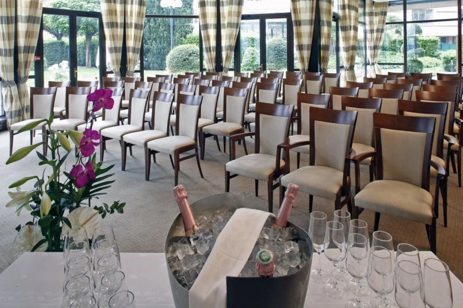 Warwick Reine Astrid - Lyon