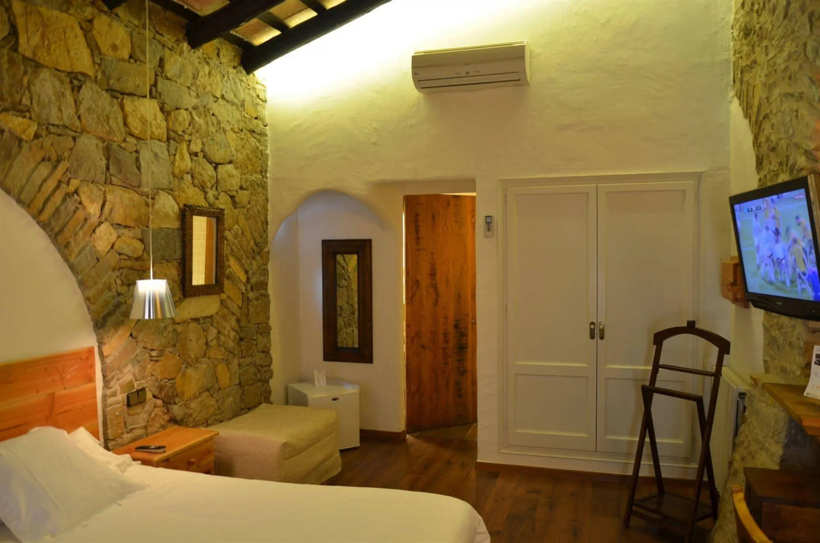 Hotel Restaurant Galena Mas Comangau