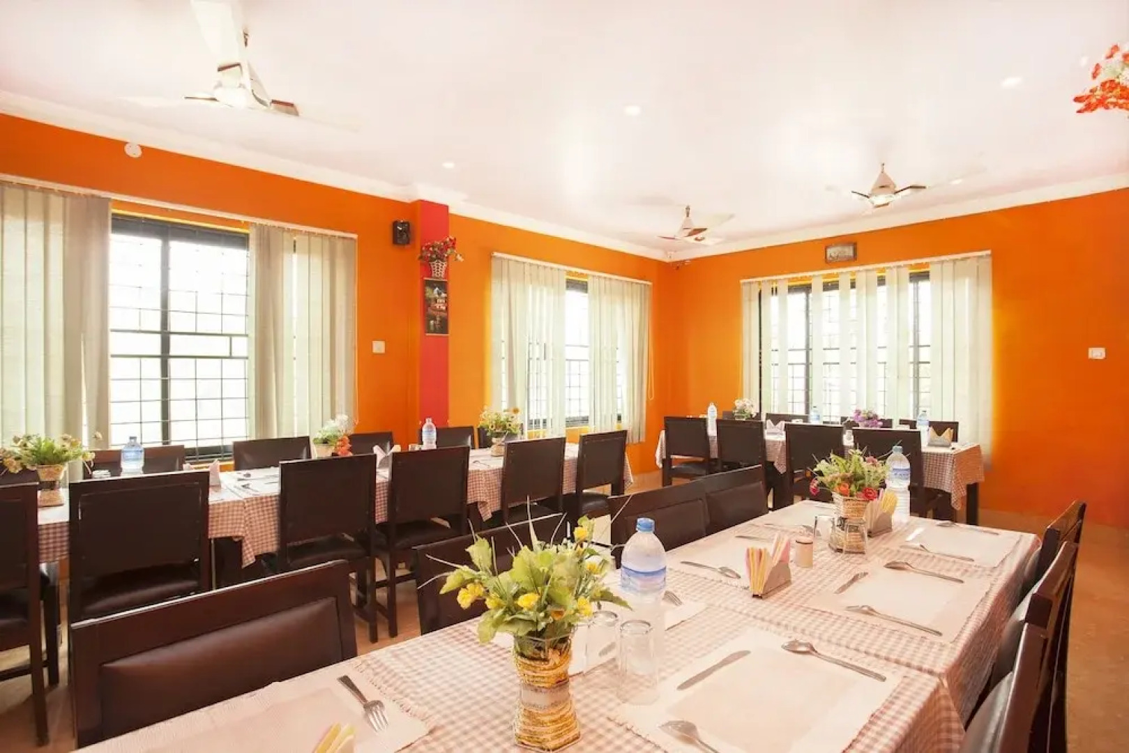 OYO 490 Hotel Royal Stupa