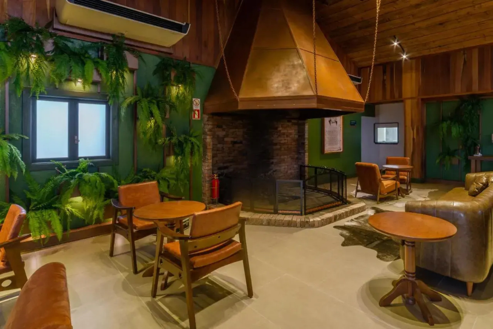 Hotel Divisa Eco Lodge