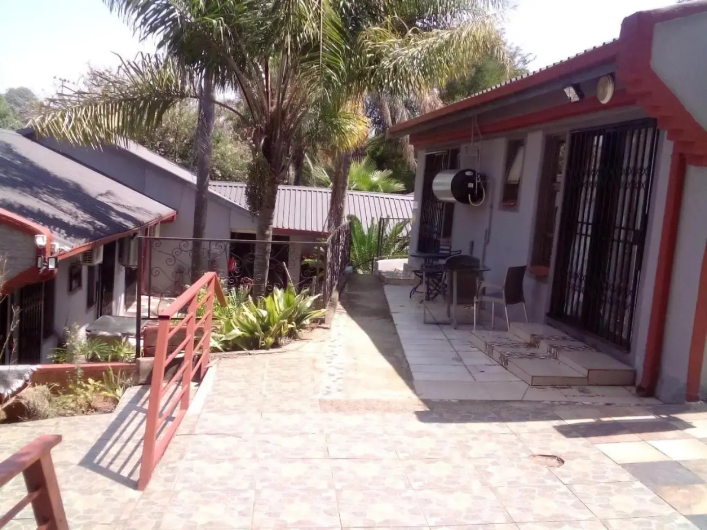 Sintokha Guest House