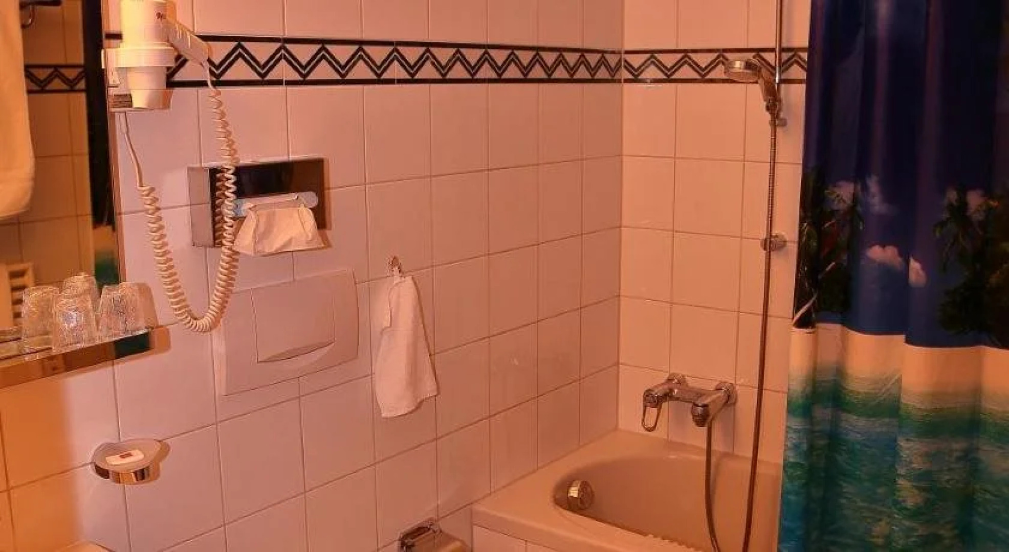 Hotel-Rotisserie La Tour Rouge