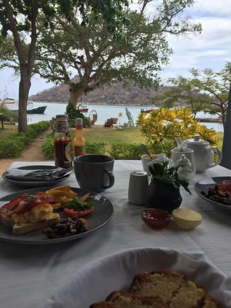 Monkey Bay Beach Lodge