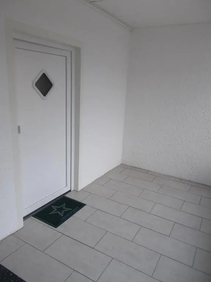 Eltinger Studio Apartment