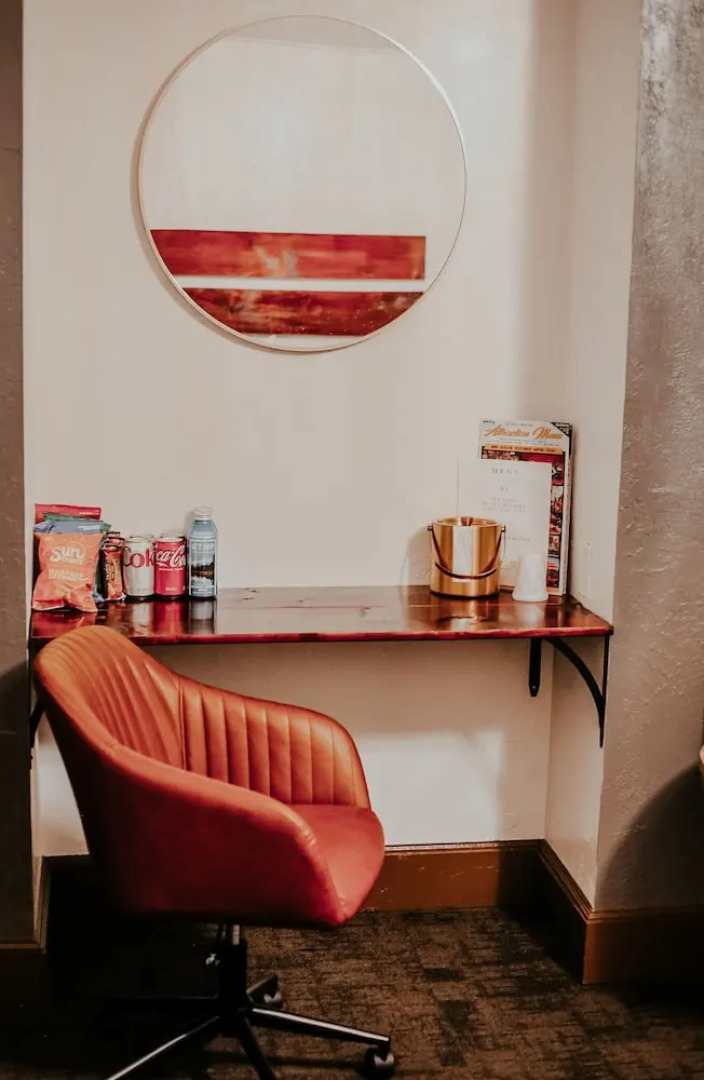 The Miner's Boutique Hotel