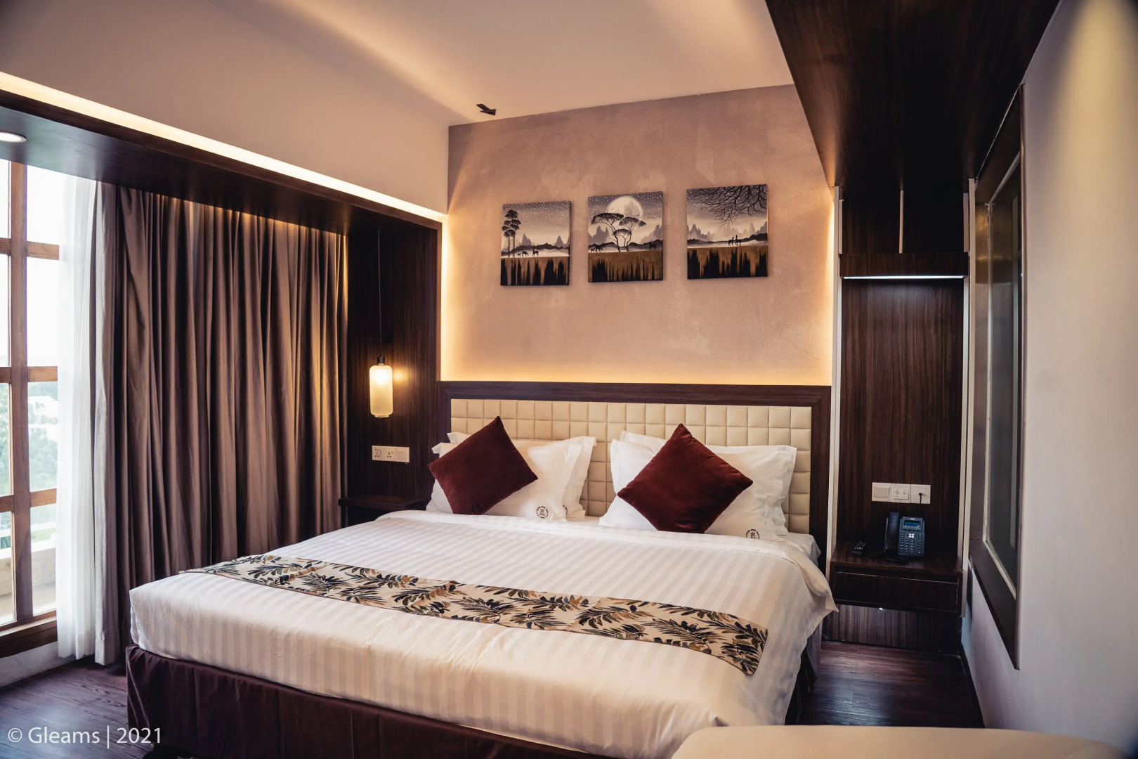 Grand River View Hotel