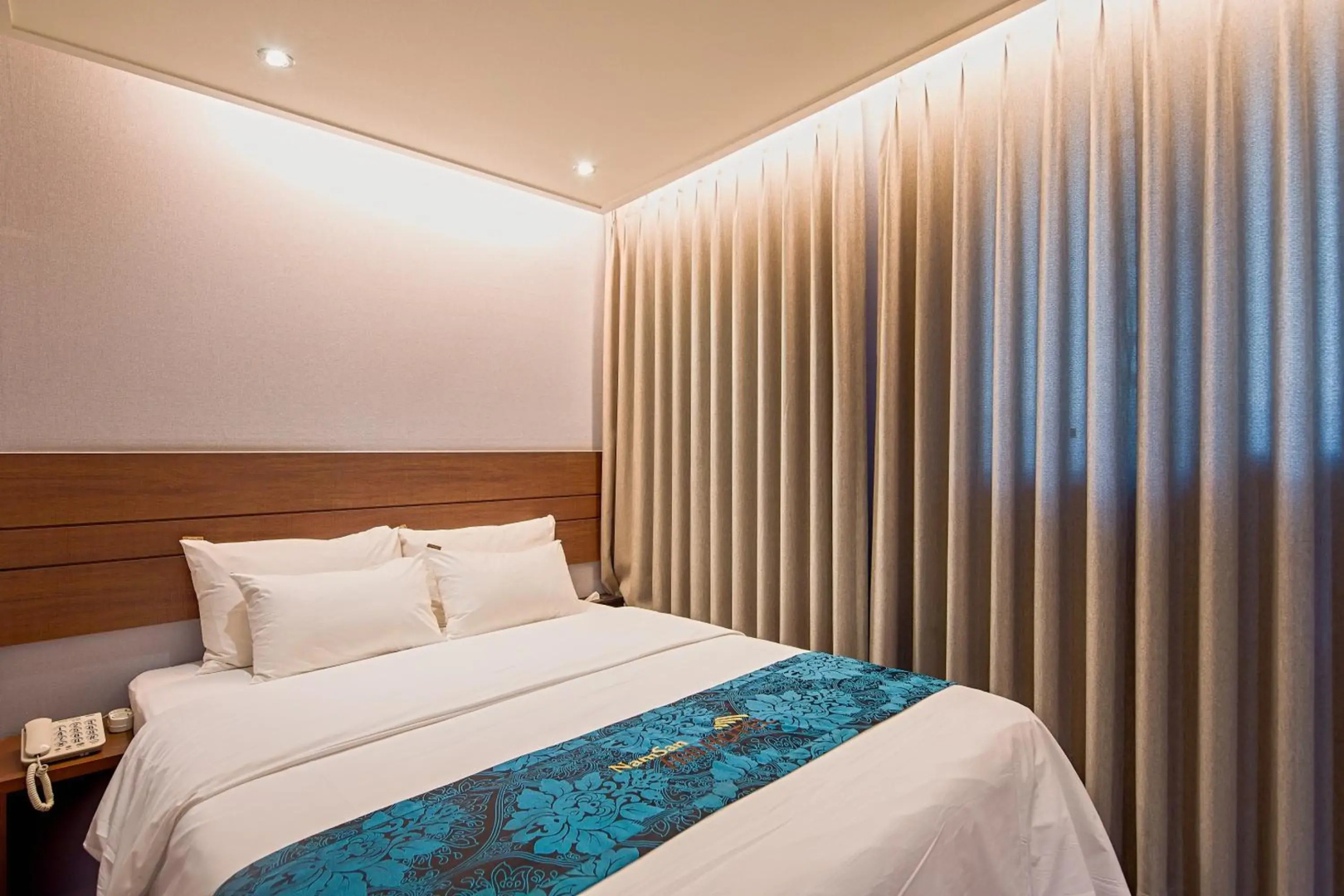 Namsan Hill Hotel