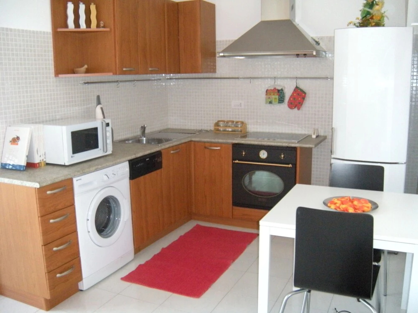 Spacious and Bright Studio With 2 Mm2 Stops