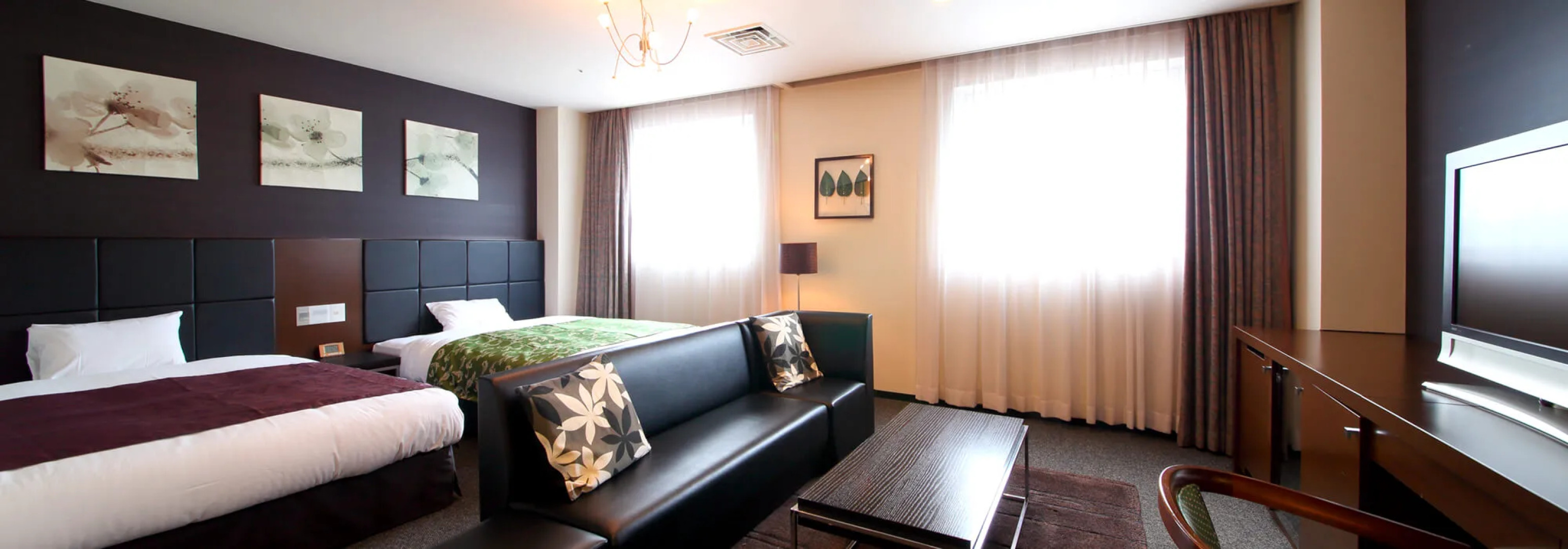 The Paradise Garden Sasebo