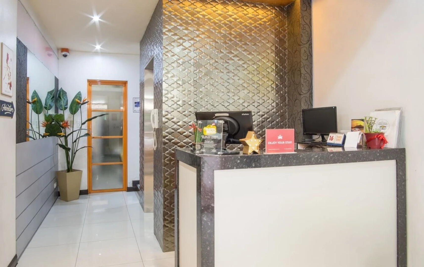 ZEN Rooms Libertad Railway Station