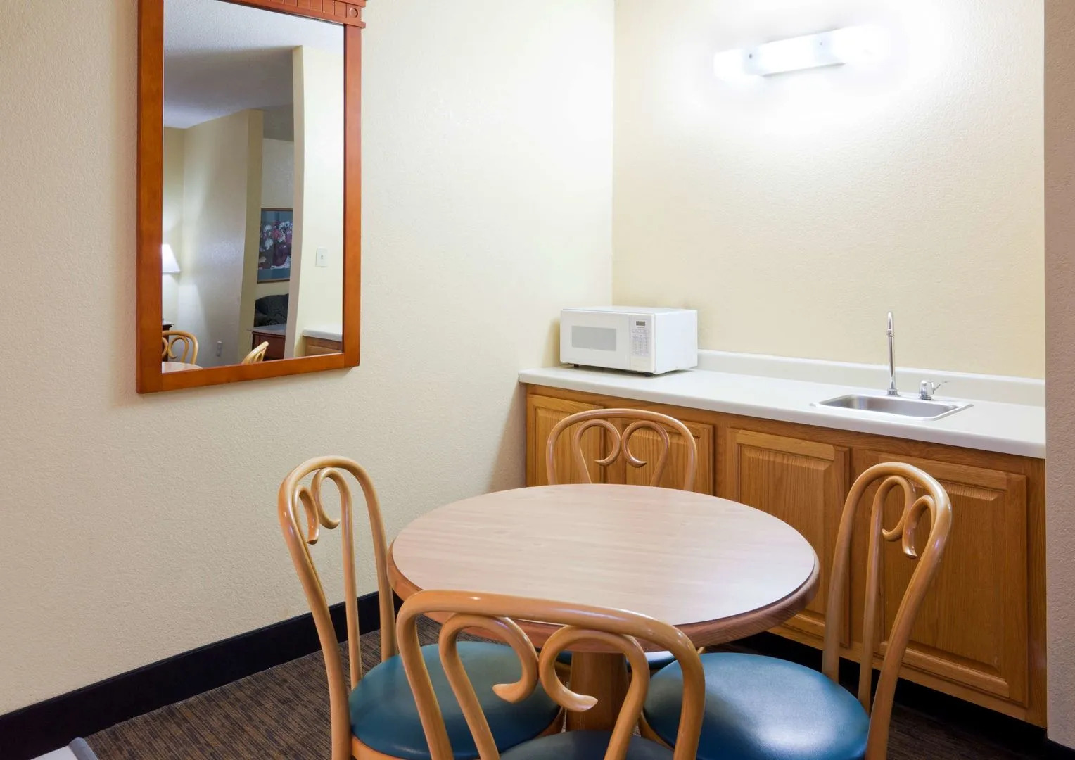 Grandstay Hotel and Suites