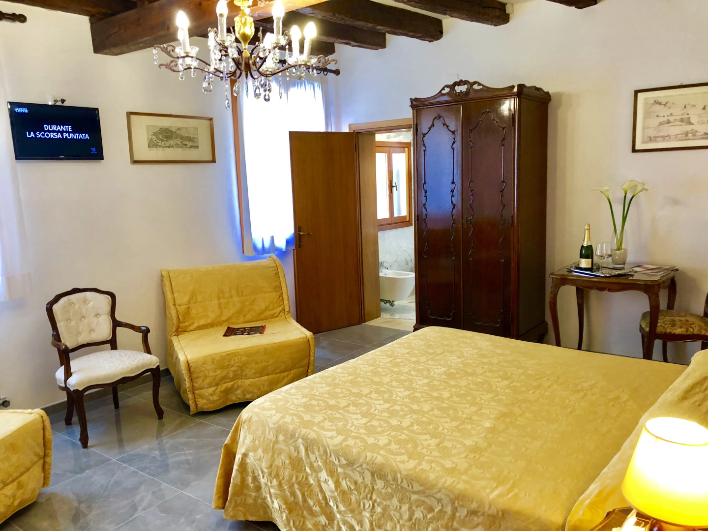 Отель Ariel Silva