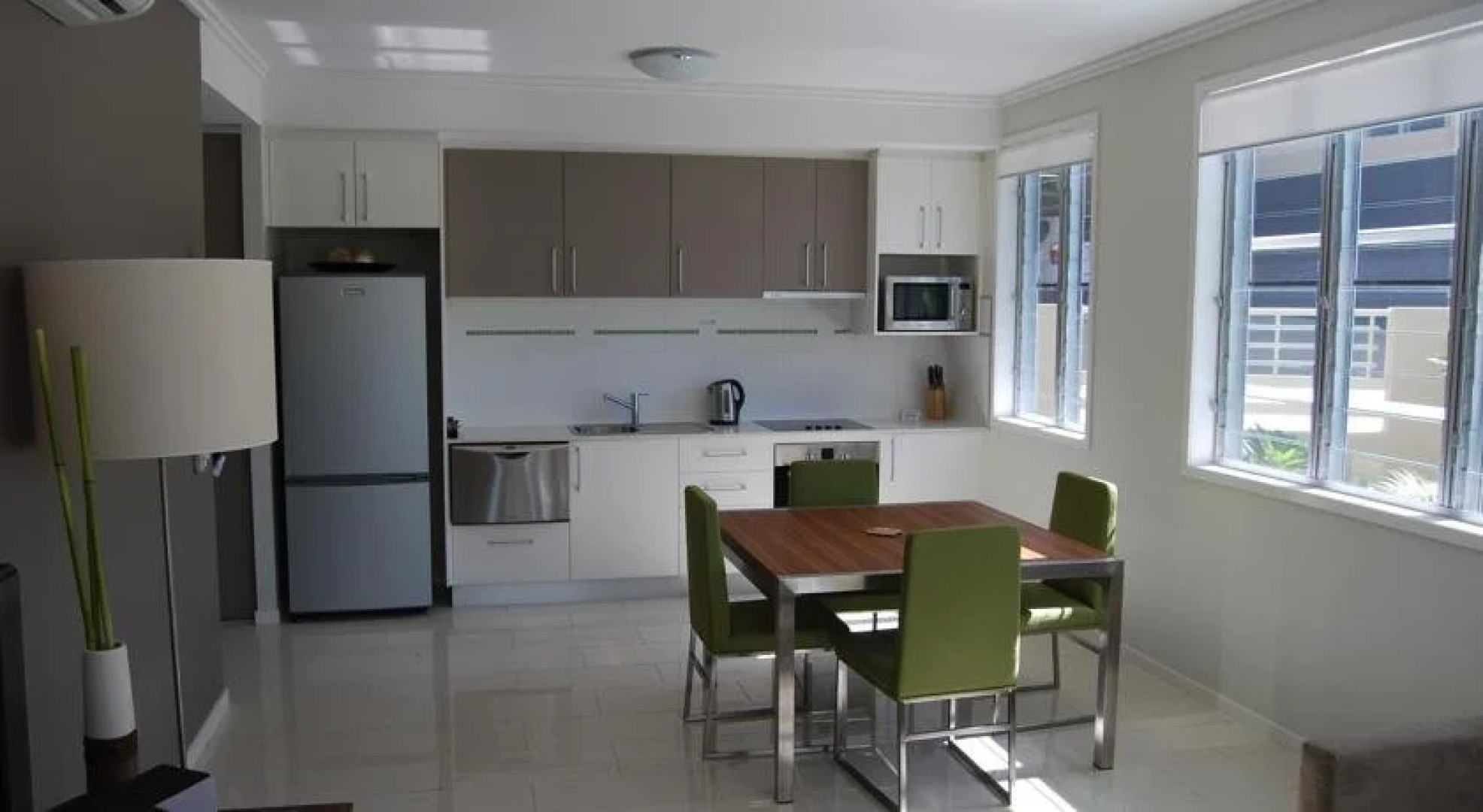 Airlie Summit Apartments