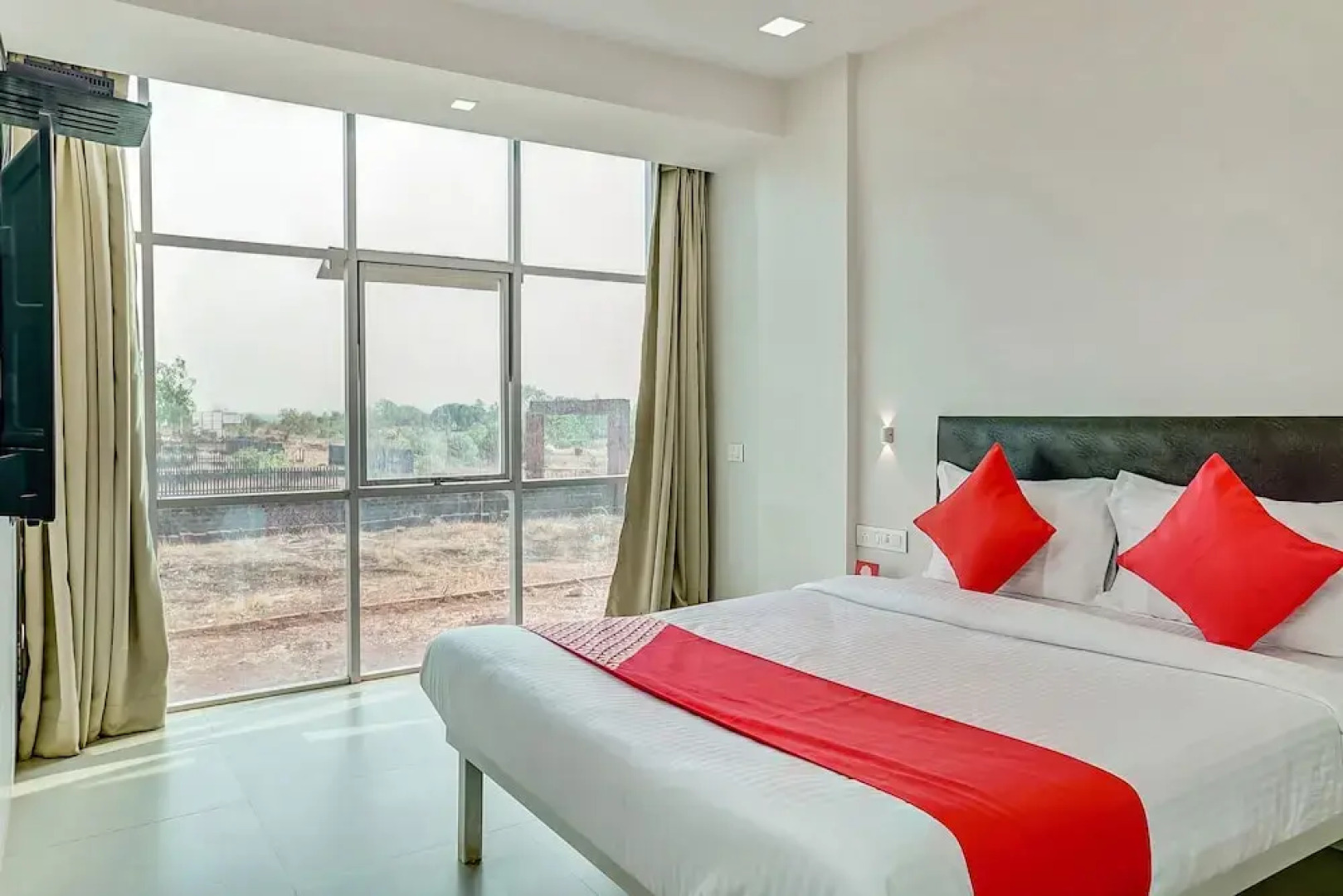 OYO 24792 Hotel Heramb