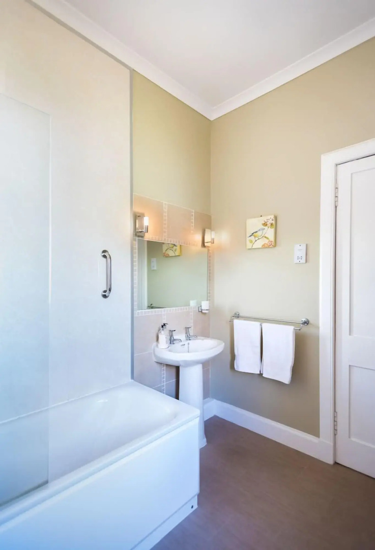 Pinewood Country House