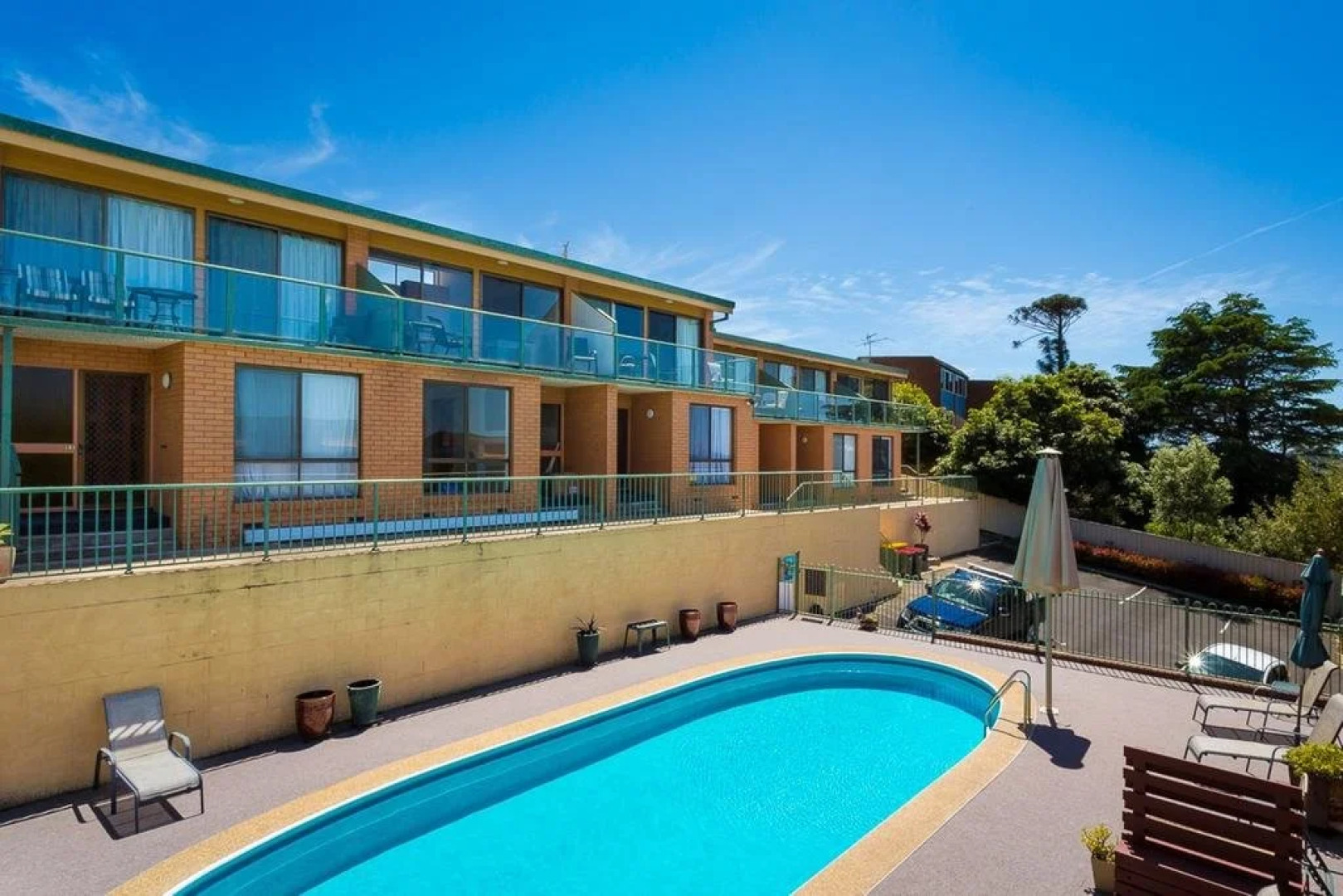 Panoramic Townhouses by Lisa