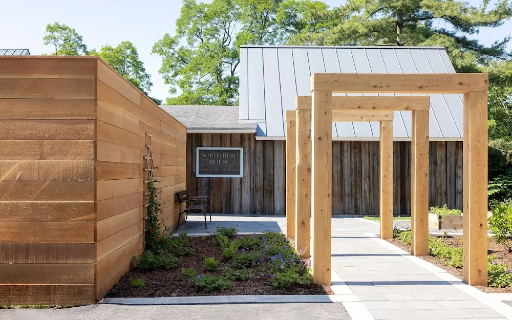 The North Hero House Inn & Restaurant