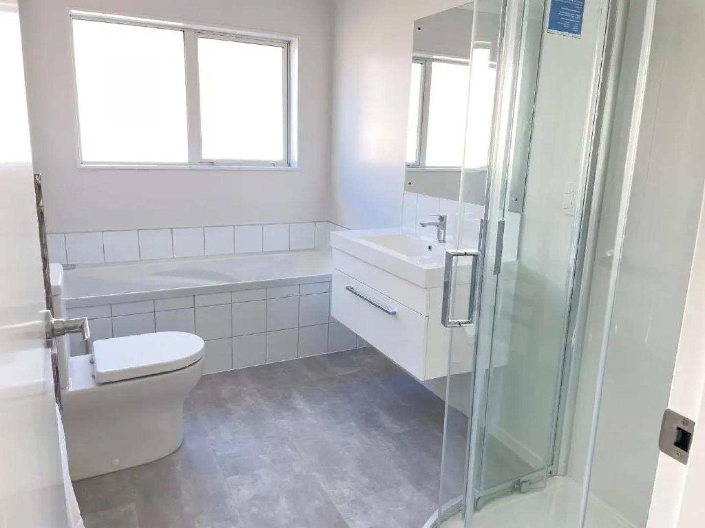 NO PARTY ALLOWED, Brand new, unlimited fibre wifi