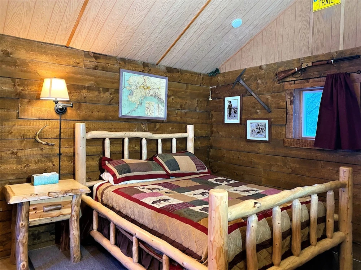 Alaska Creekside Cabins