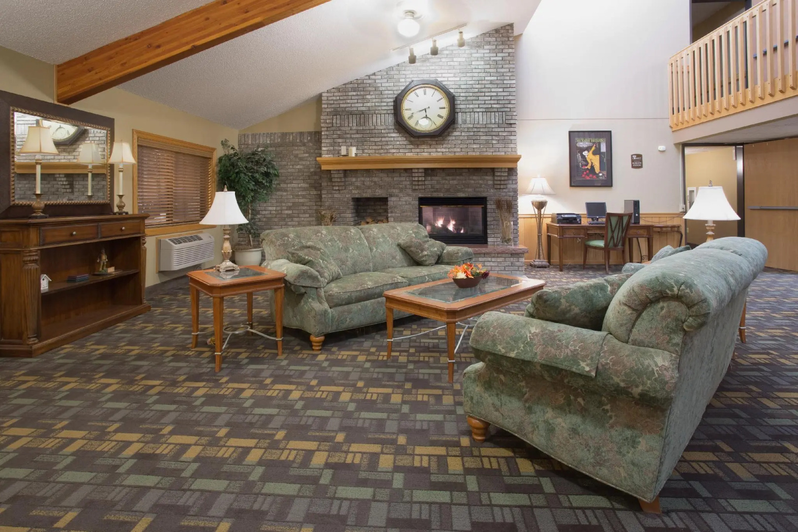 Cobblestone Hotel & Suties - Wisconsin Rapids