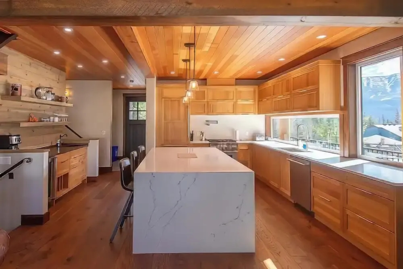 Snow Creek Cabins by Fernie Lodging Co.