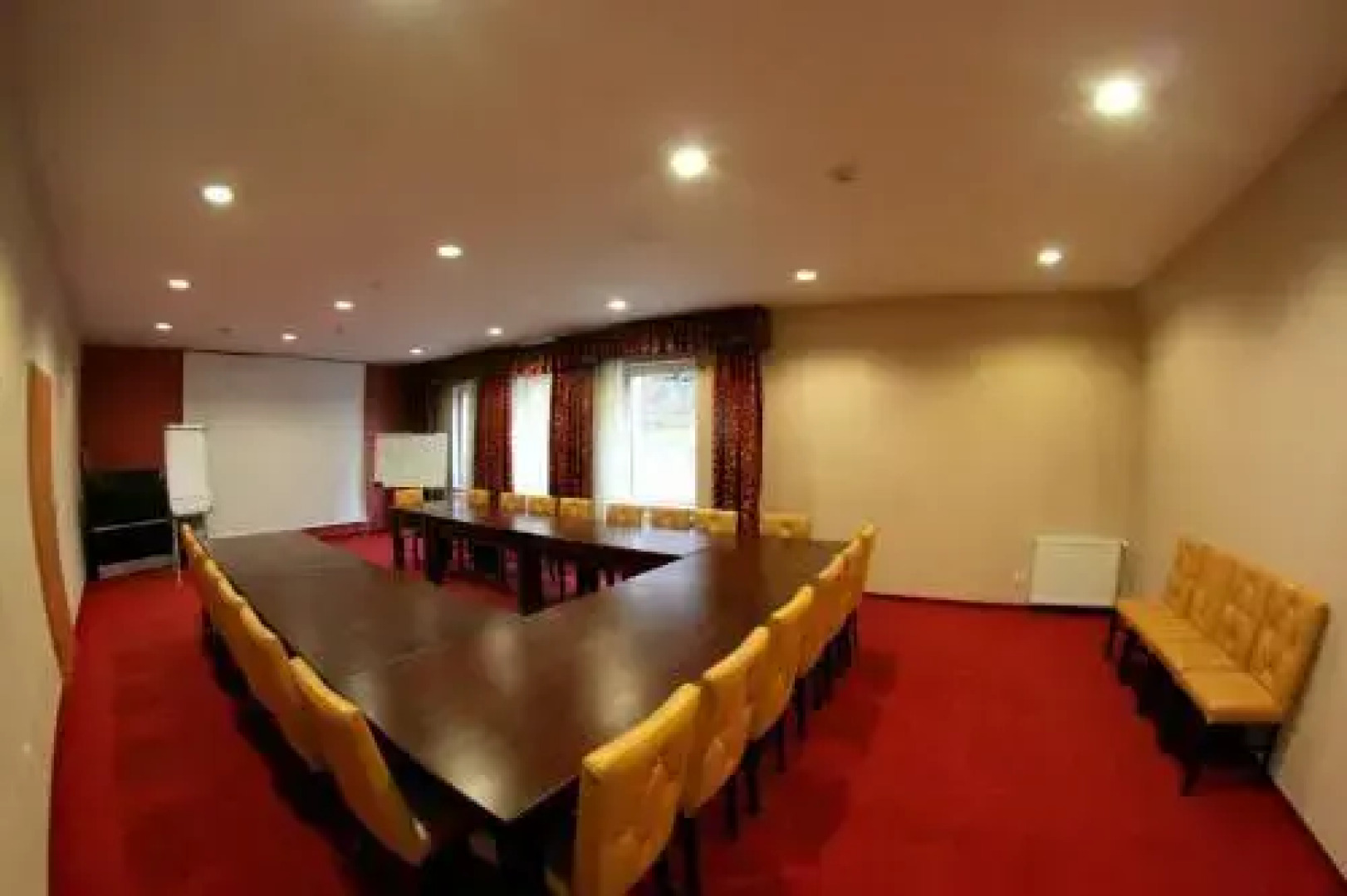 Hotel i Restauracja Złoty Las