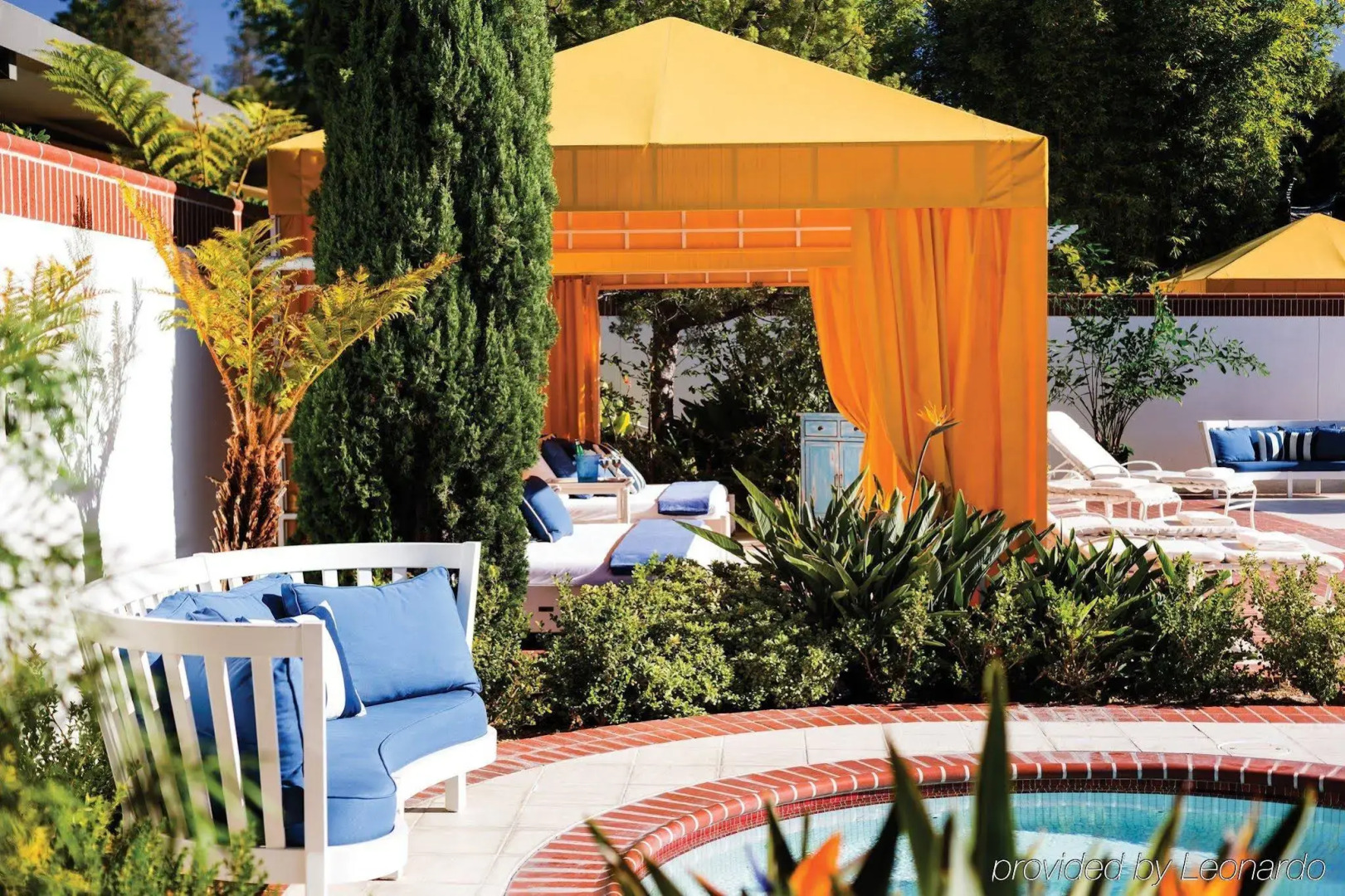 Отель Four Seasons at Westlake Village