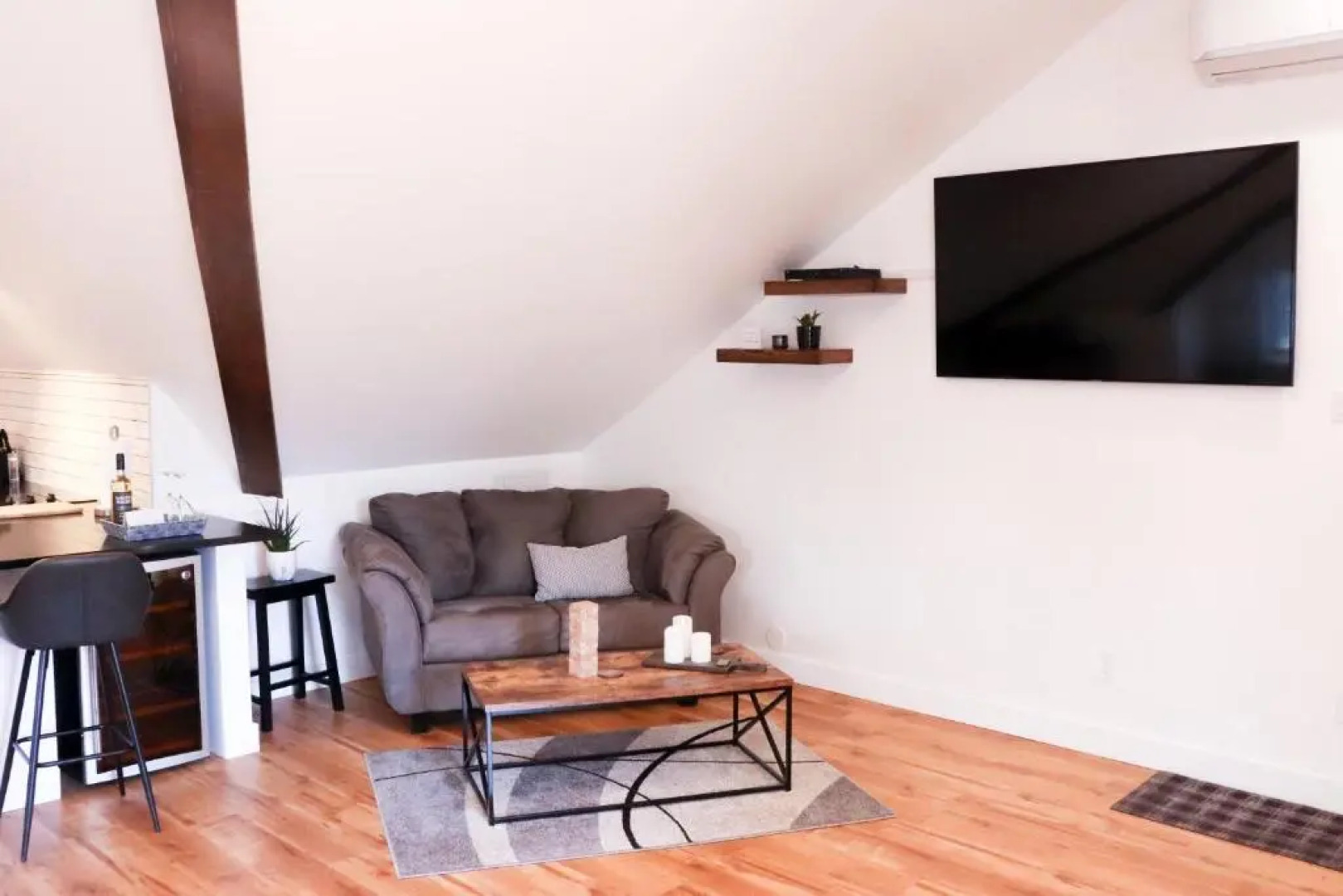 Cellar Restaurant and Suite