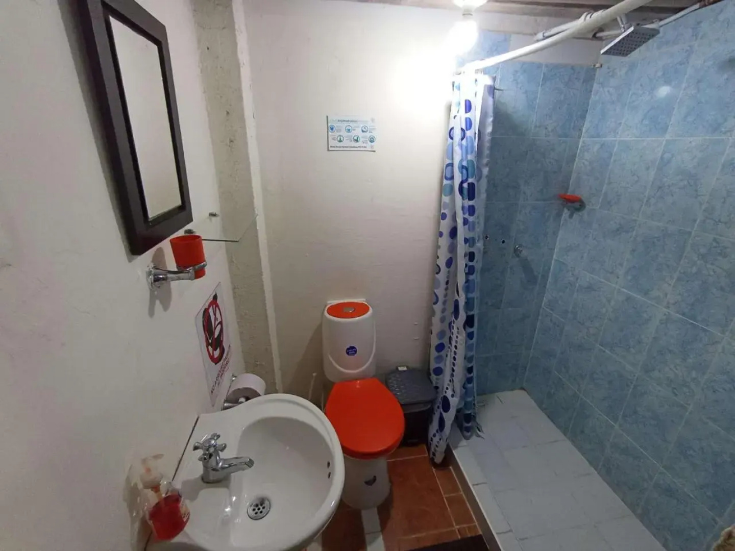 La Cigarra Cine y Cafe