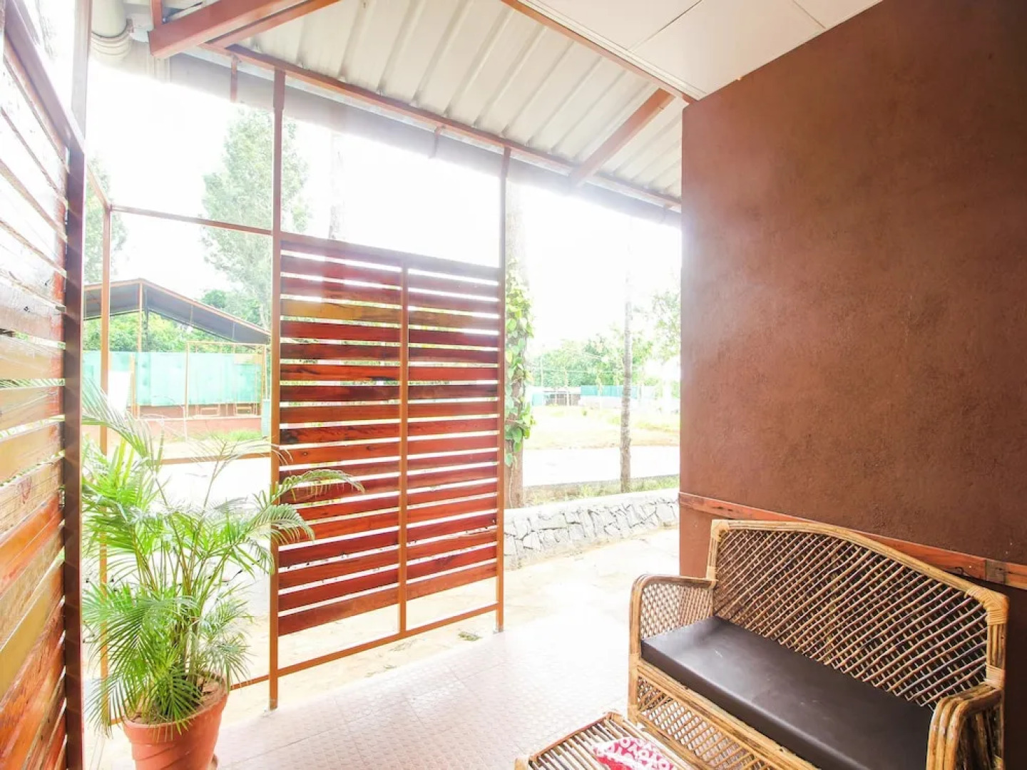 OYO 15708 Sharmada Hidden Nest