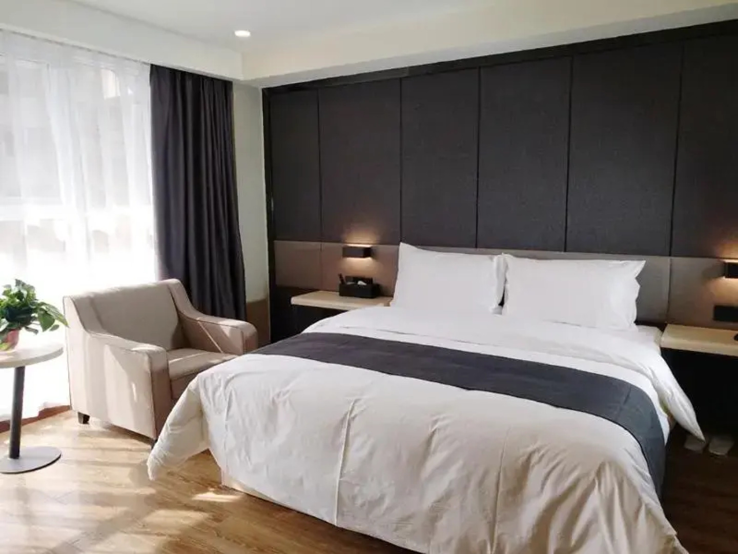 Thank Inn Plus Hotel Sichuan Guang'an Yuechi County Tianlong Street