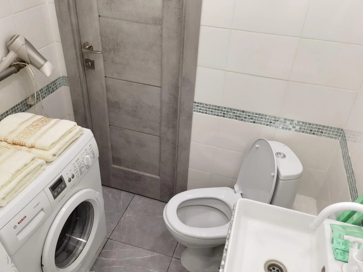 ZNS Rent (ЗНС Рент) на улице Баженова