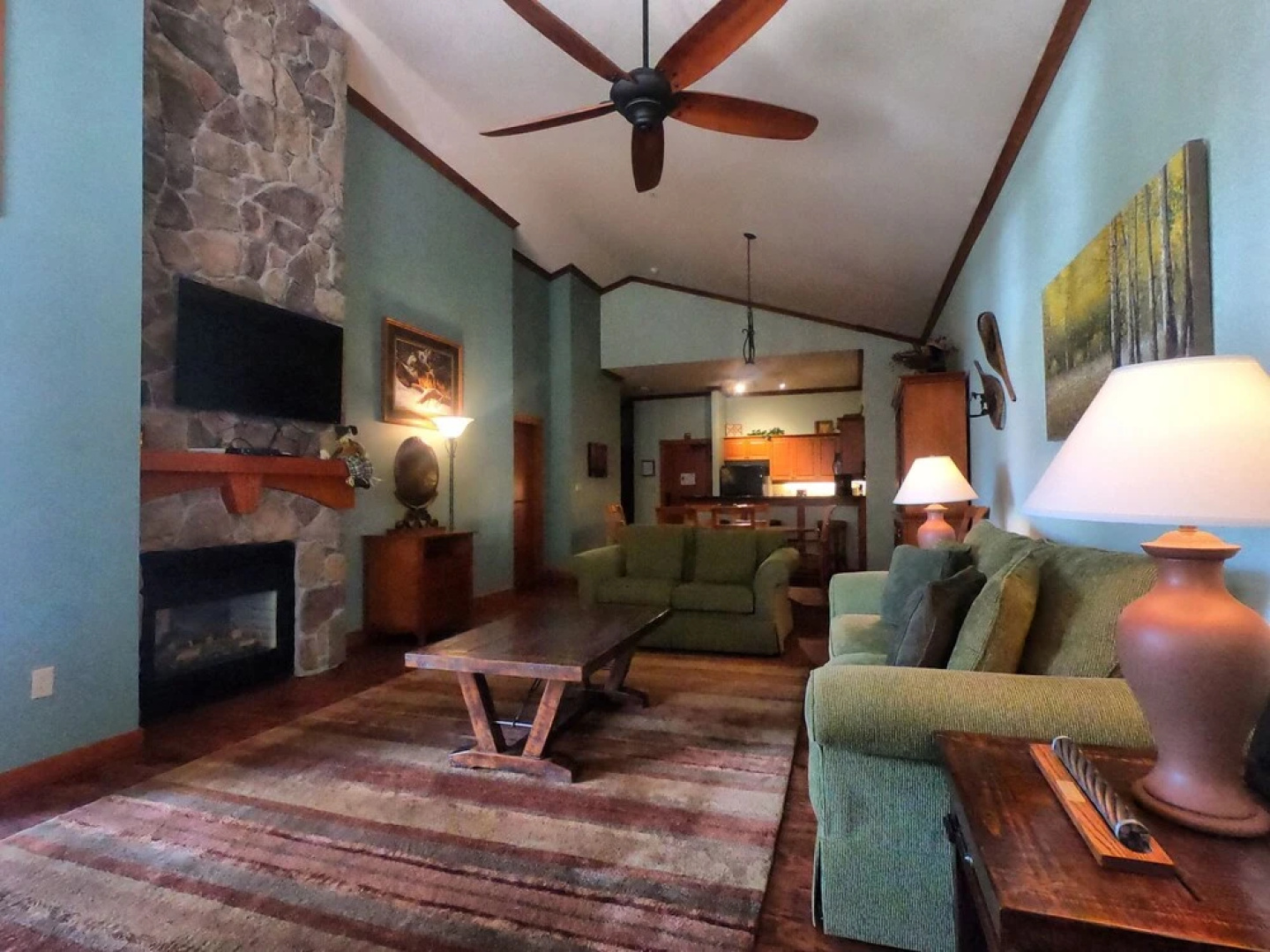 1408 - Three Bedroom Deluxe Eagle Springs West 3 Condo by RedAwning